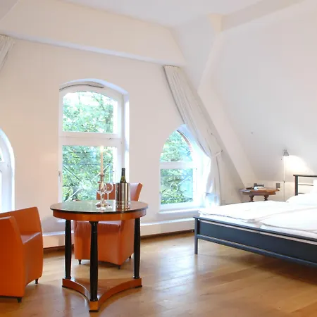Hotel Mutterhaus Dusseldorf