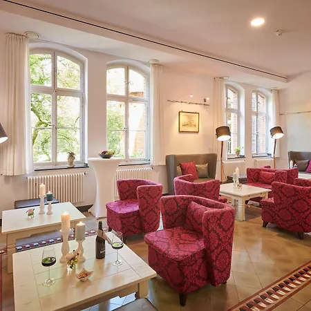 Mutterhaus 4* Dusseldorf