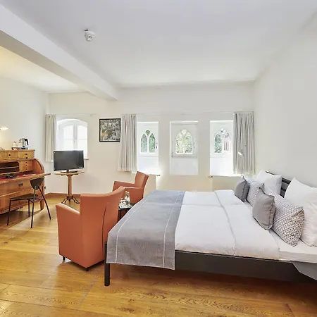Hotel Mutterhaus Dusseldorf