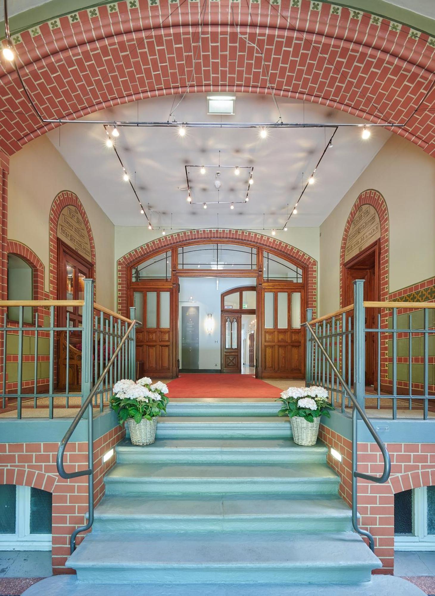 Mutterhaus Dusseldorf