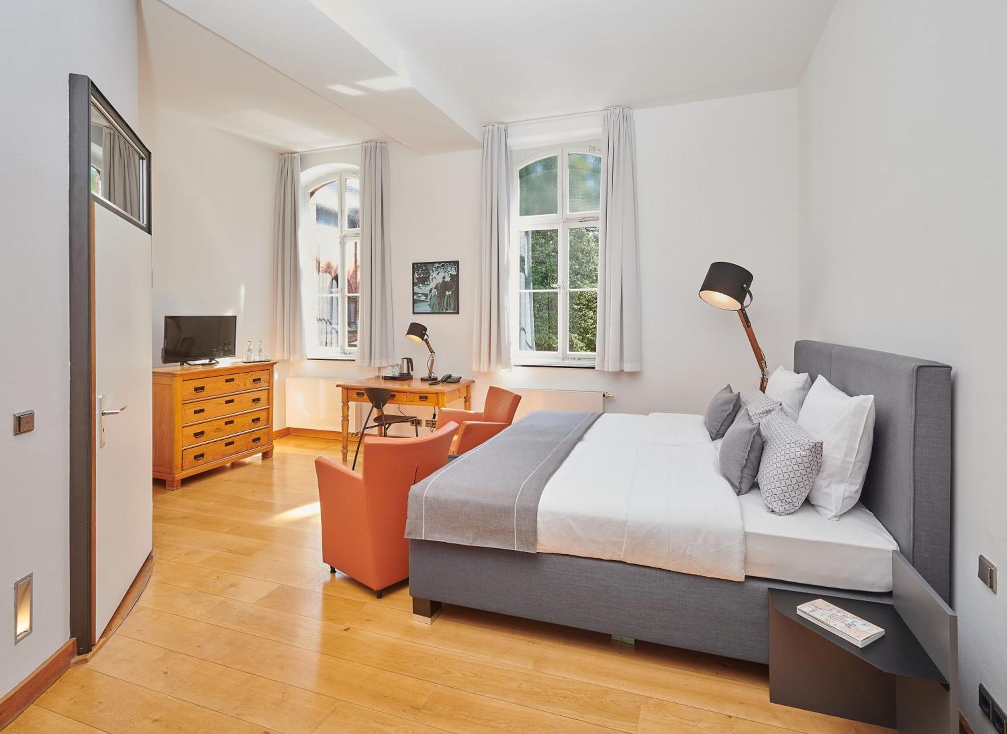 Mutterhaus 4* Düsseldorf